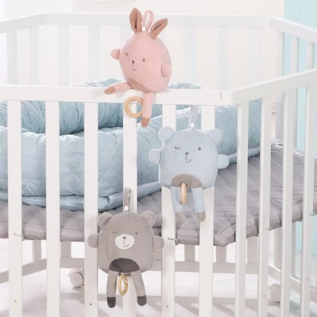ROBA Boîte à musique "Lil Cuties" - Peluche Musicale à Suspendre - Gris argenté gris - Roba