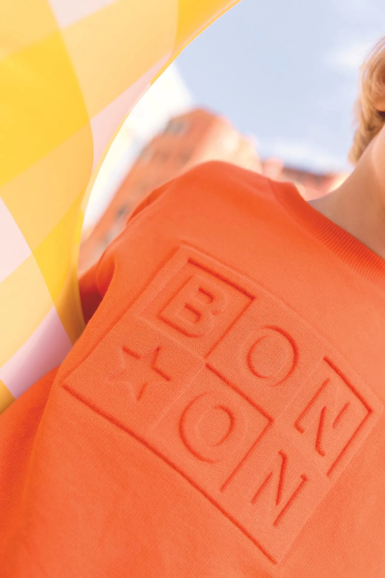 Sweat - Smile orange juice logo Bonton